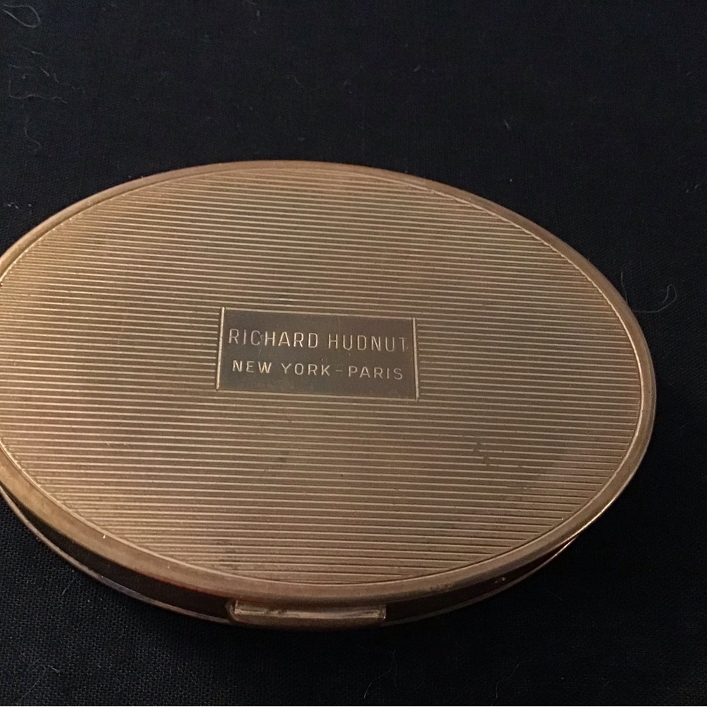 VINTAGE RICHARD HUDNUT GOLD COMPACT - Picture 3 of 8